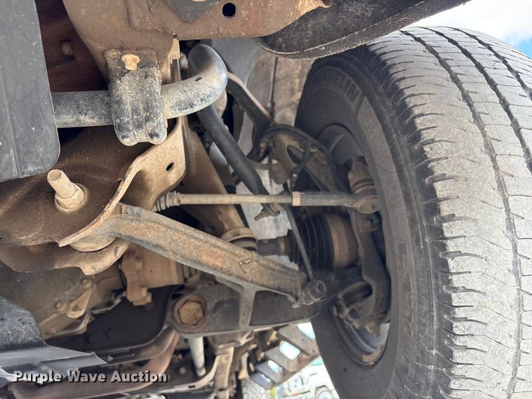 image for item EV2506 2021 Chevrolet Silverado 3500HD Crew Cab utility bed pickup truck