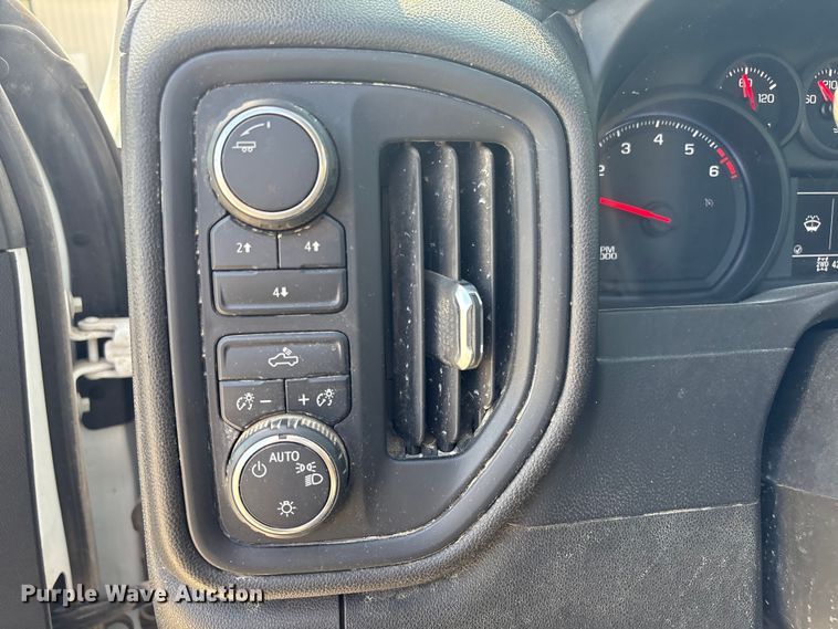 image for item EV2506 2021 Chevrolet Silverado 3500HD Crew Cab utility bed pickup truck