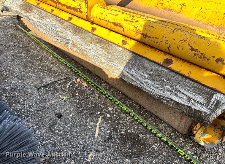 image for item EV3105 Flail mower