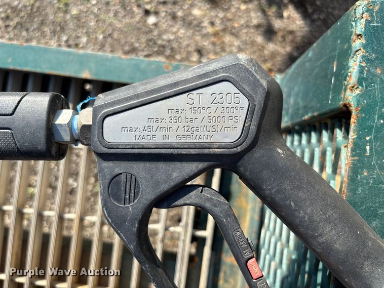 image for item EV3110 Cam Spray 3000QH hot pressure washer