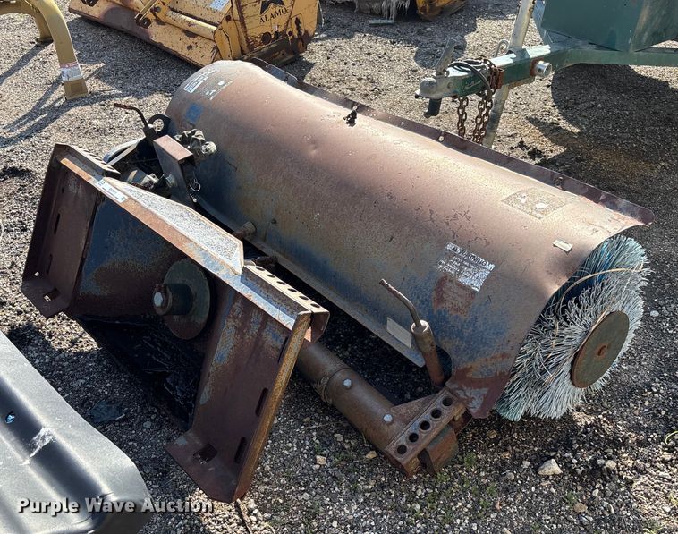 image for item EV3111 Skid steer broom