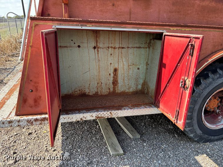 image for item EV3115 1959 Ford C-1000 pumper fire truck