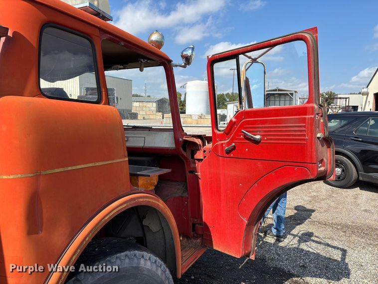 image for item EV3115 1959 Ford C-1000 pumper fire truck