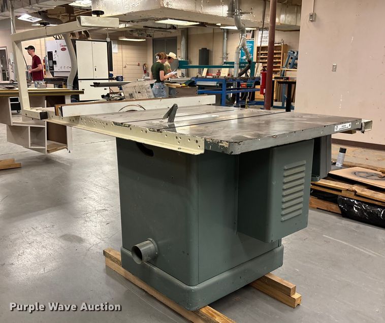 image for item EV3140 Table saw
