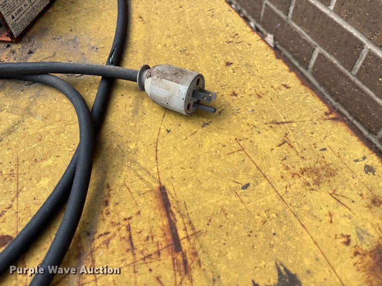 image for item EV3142 Rol-Lift scissor lift table