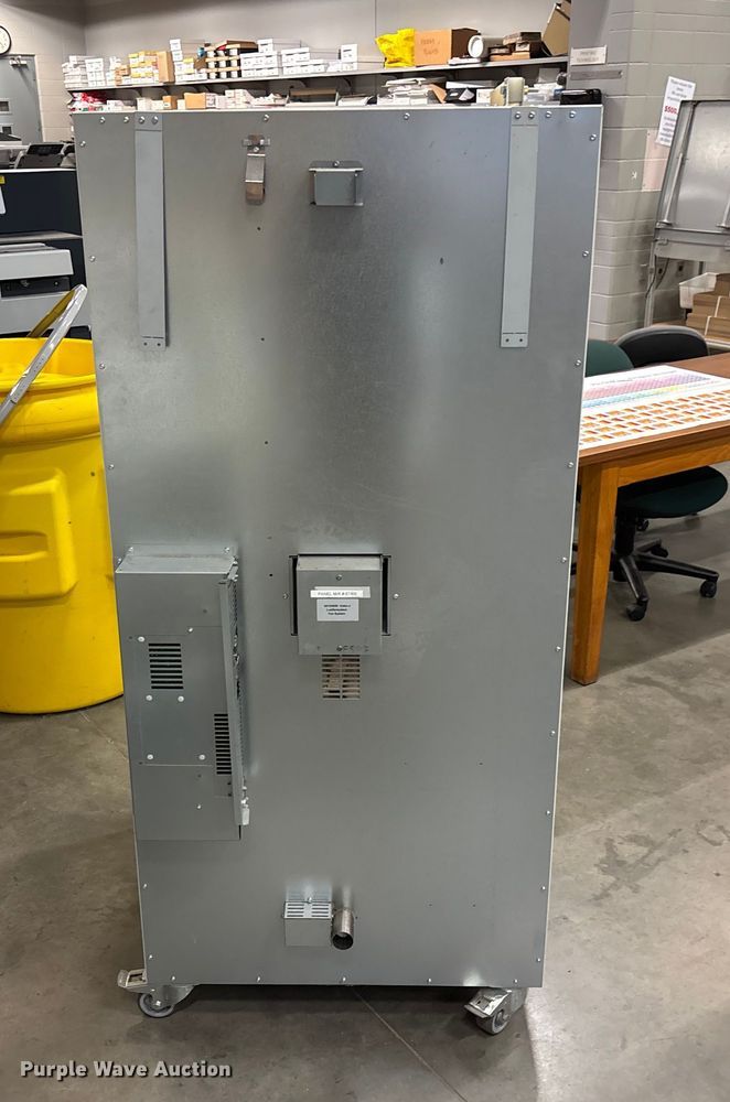 image for item EV3144 Thermo Heratherm OMH400 laboratory oven