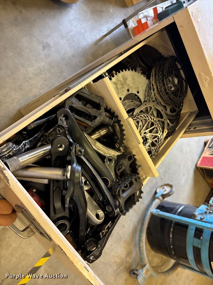 image for item EV3150 Tools