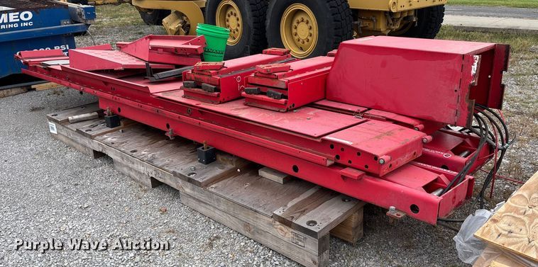 image for item EV3151 Hunter RL automotive lift