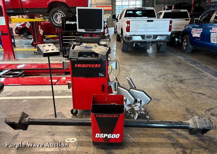 image for item EV3153 Hunter S811 alignment machine