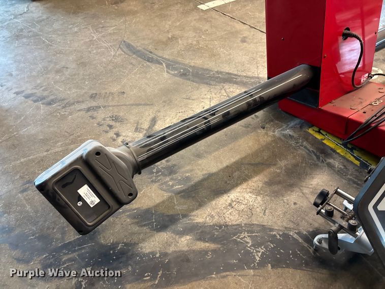 image for item EV3153 Hunter S811 alignment machine