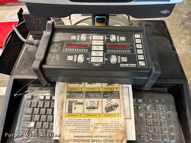 image for item EV3153 Hunter S811 alignment machine