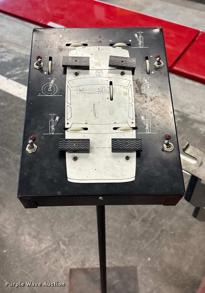 image for item EV3153 Hunter S811 alignment machine