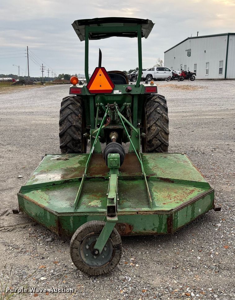 image for item EV3162 1998 John Deere 870 tractor