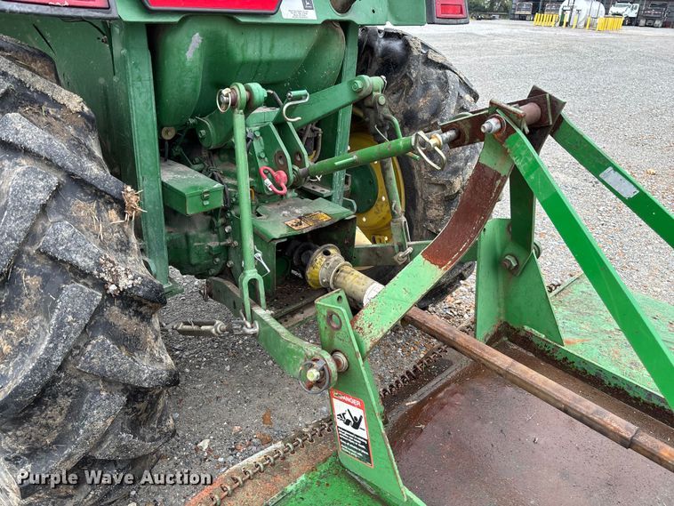 image for item EV3162 1998 John Deere 870 tractor