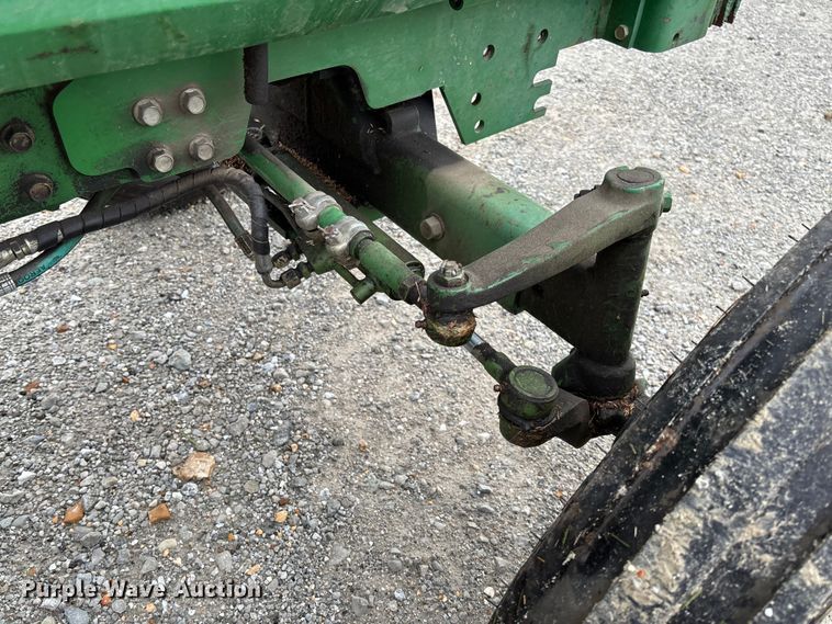 image for item EV3162 1998 John Deere 870 tractor