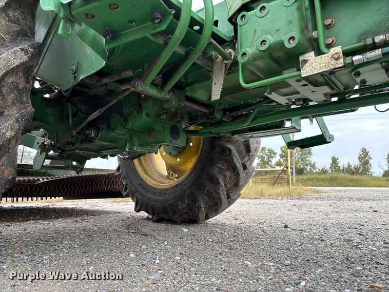 image for item EV3162 1998 John Deere 870 tractor