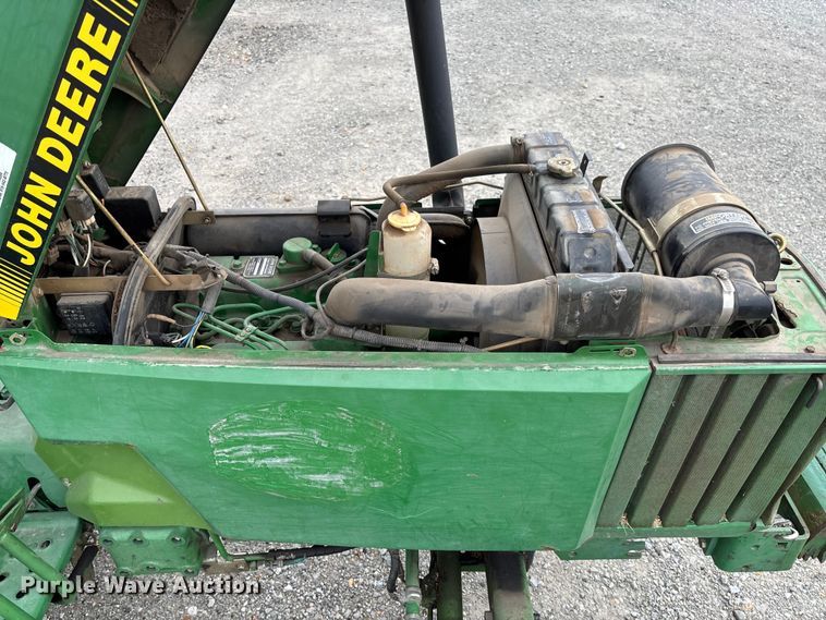 image for item EV3162 1998 John Deere 870 tractor