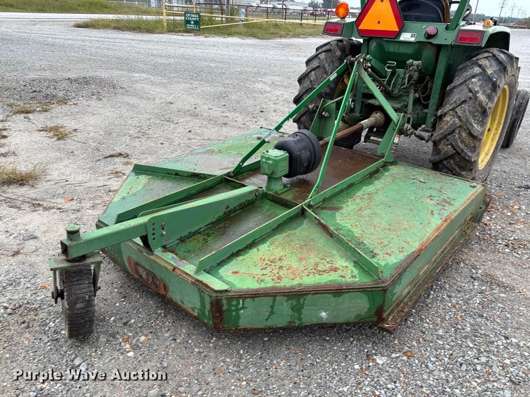 image for item EV3162 1998 John Deere 870 tractor