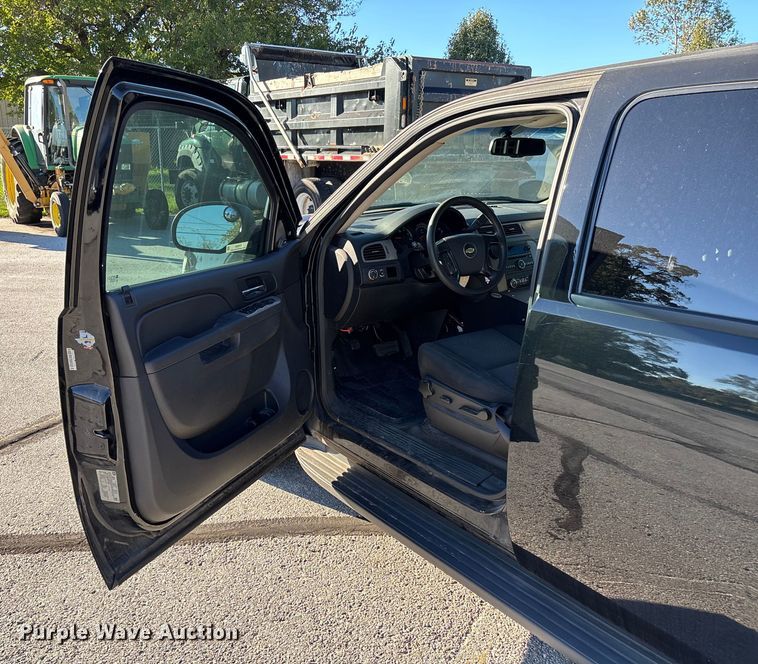 image for item EV3203 2013 Chevrolet Tahoe Police SUV