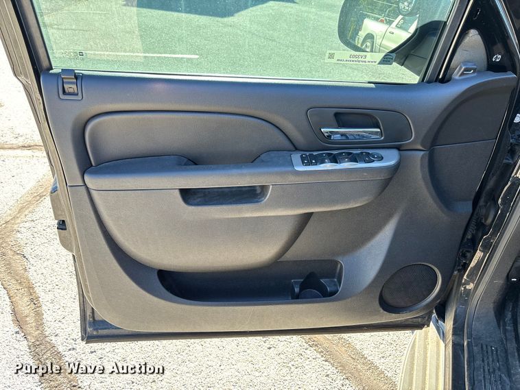 image for item EV3203 2013 Chevrolet Tahoe Police SUV