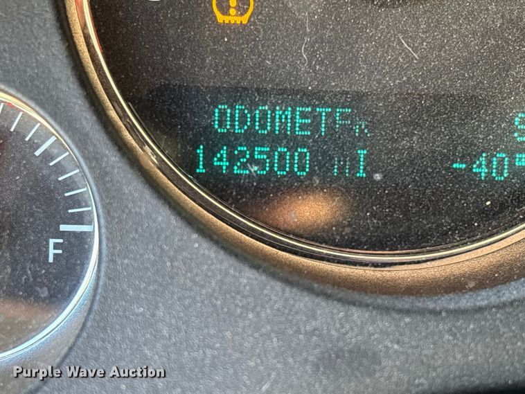 image for item EV3203 2013 Chevrolet Tahoe Police SUV