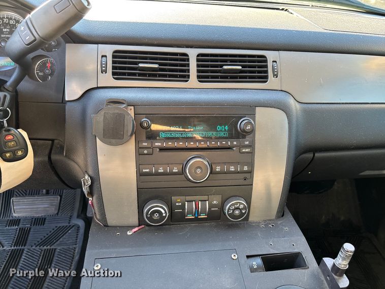 image for item EV3203 2013 Chevrolet Tahoe Police SUV