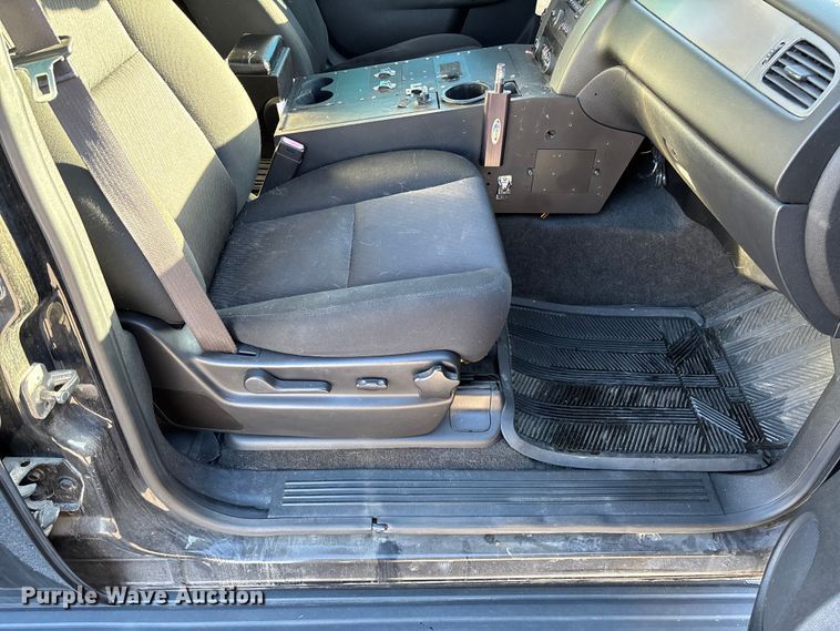 image for item EV3203 2013 Chevrolet Tahoe Police SUV