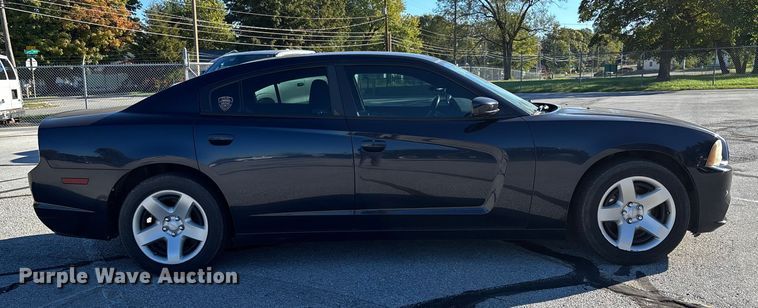 image for item EV3204 2012 Dodge Charger Police 