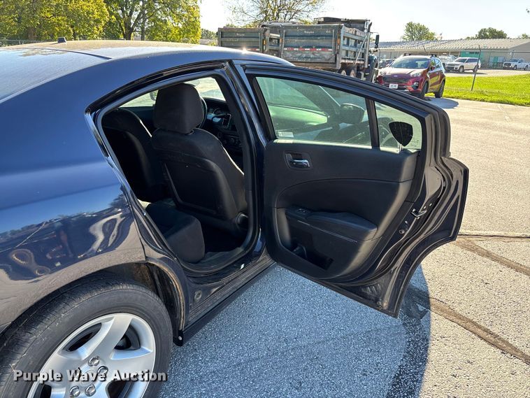 image for item EV3204 2012 Dodge Charger Police 