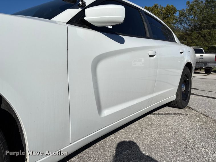 image for item EV3205 2012 Dodge Charger Police 