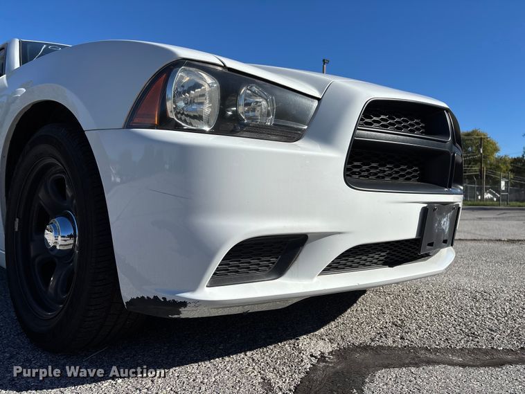 image for item EV3205 2012 Dodge Charger Police 