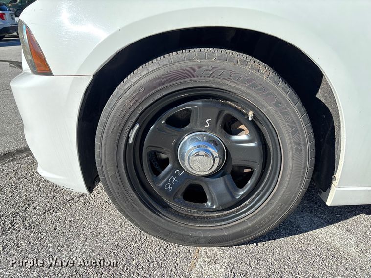 image for item EV3205 2012 Dodge Charger Police 