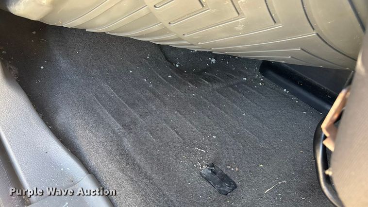 image for item EV3207 2010 Ford F250 Super Duty Crew Cab pickup truck