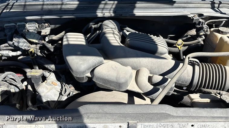 image for item EV3207 2010 Ford F250 Super Duty Crew Cab pickup truck