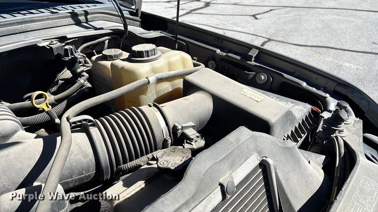 image for item EV3207 2010 Ford F250 Super Duty Crew Cab pickup truck