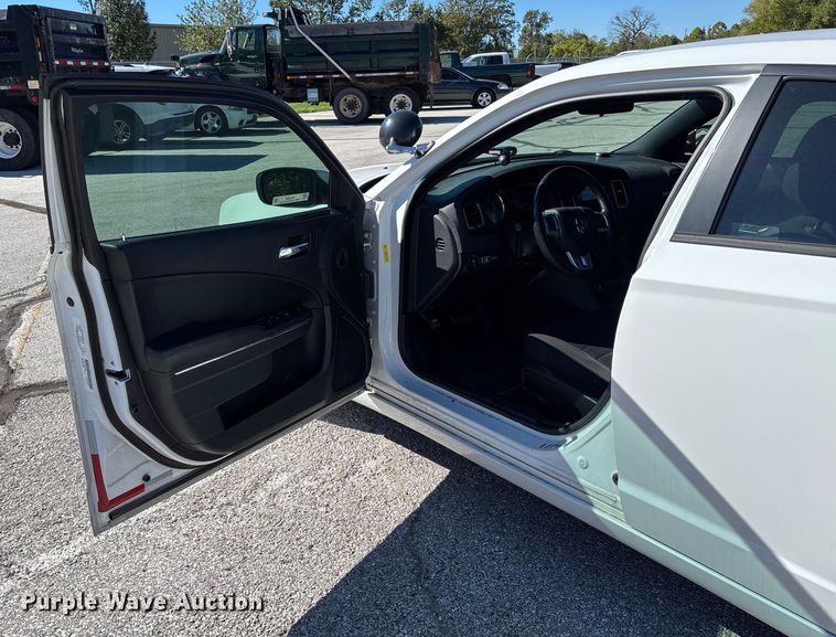 image for item EV3208 2014 Dodge Charger Police 