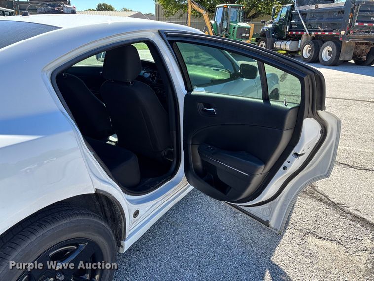 image for item EV3208 2014 Dodge Charger Police 