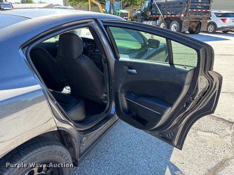 image for item EV3209 2019 Dodge Charger Police 