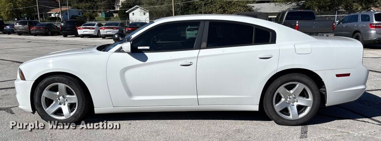 image for item EV3211 2012 Dodge Charger Police 
