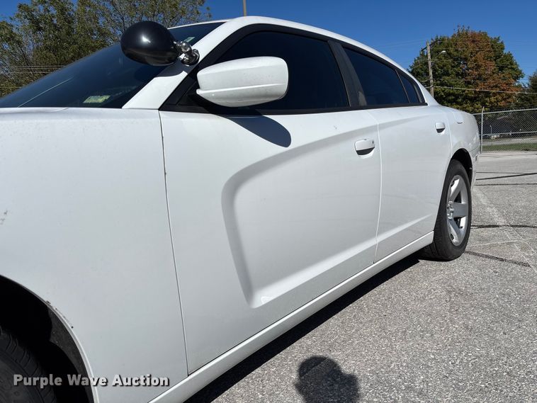 image for item EV3211 2012 Dodge Charger Police 