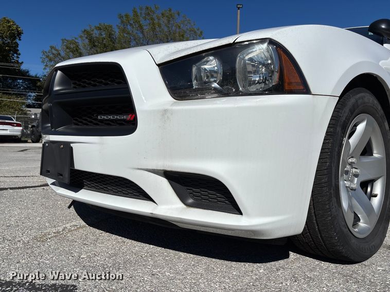 image for item EV3211 2012 Dodge Charger Police 