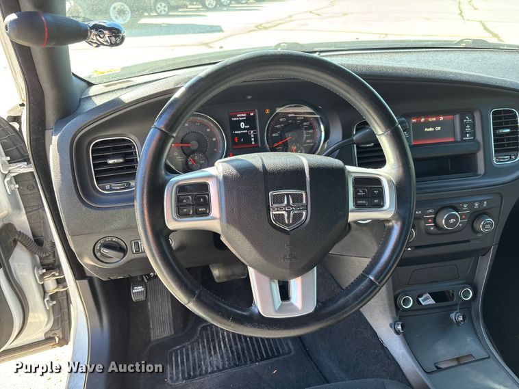 image for item EV3211 2012 Dodge Charger Police 