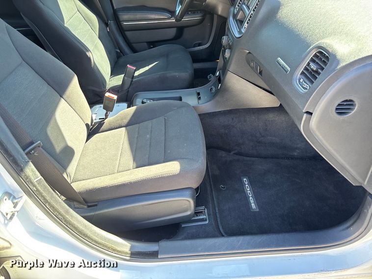 image for item EV3211 2012 Dodge Charger Police 