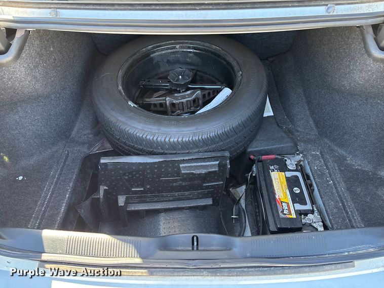 image for item EV3211 2012 Dodge Charger Police 