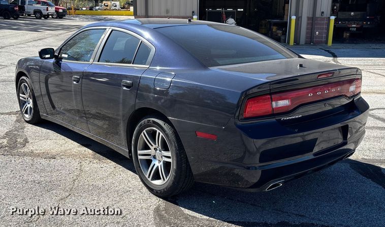 image for item EV3212 2012 Dodge Charger Police 