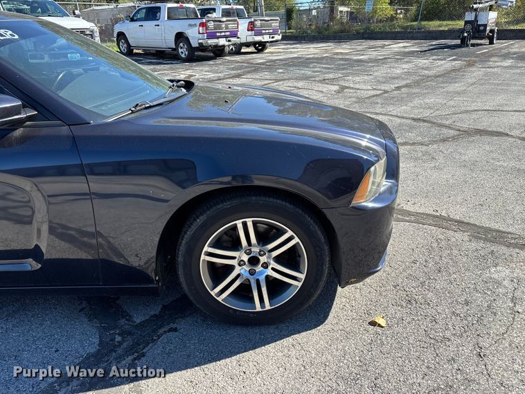 image for item EV3212 2012 Dodge Charger Police 