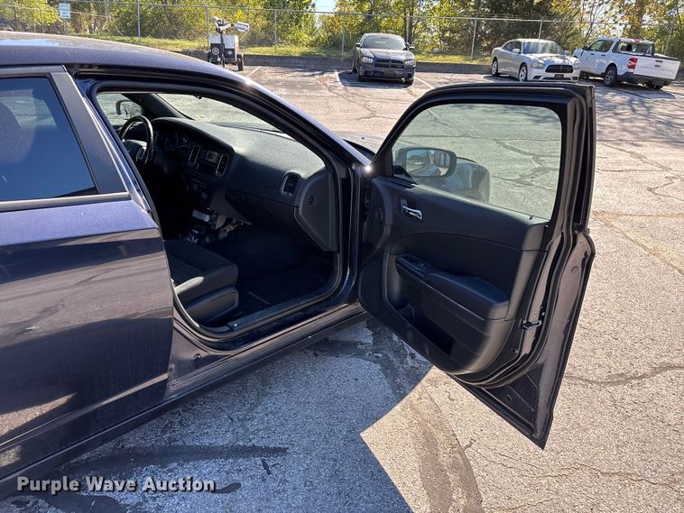 image for item EV3212 2012 Dodge Charger Police 