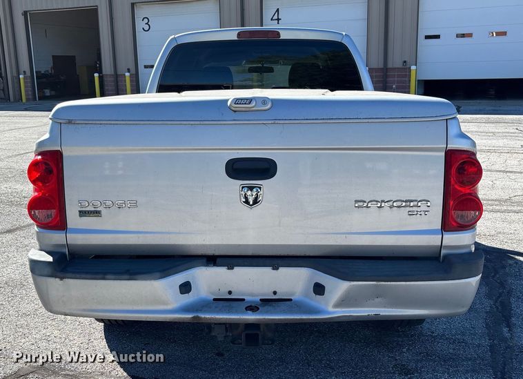 image for item EV3213 2010 Dodge Dakota Crew Cab pickup truck