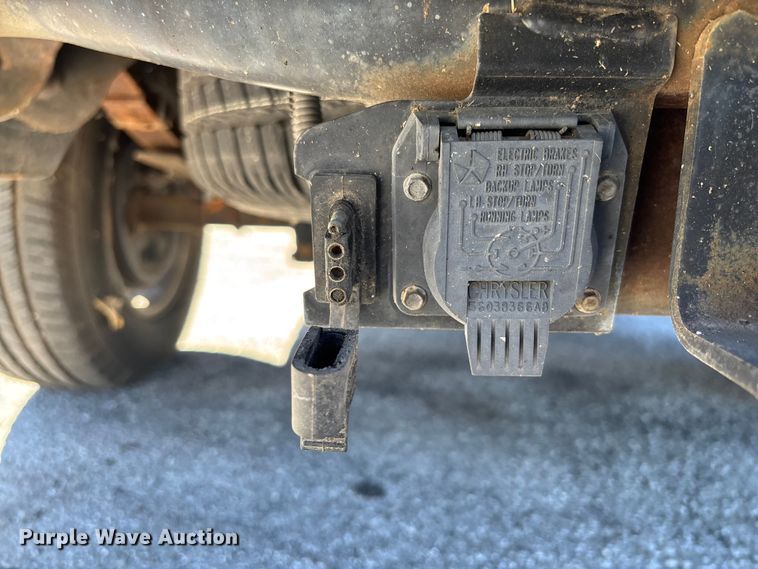 image for item EV3213 2010 Dodge Dakota Crew Cab pickup truck