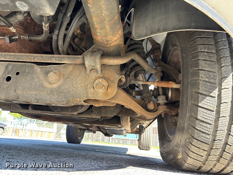 image for item EV3213 2010 Dodge Dakota Crew Cab pickup truck